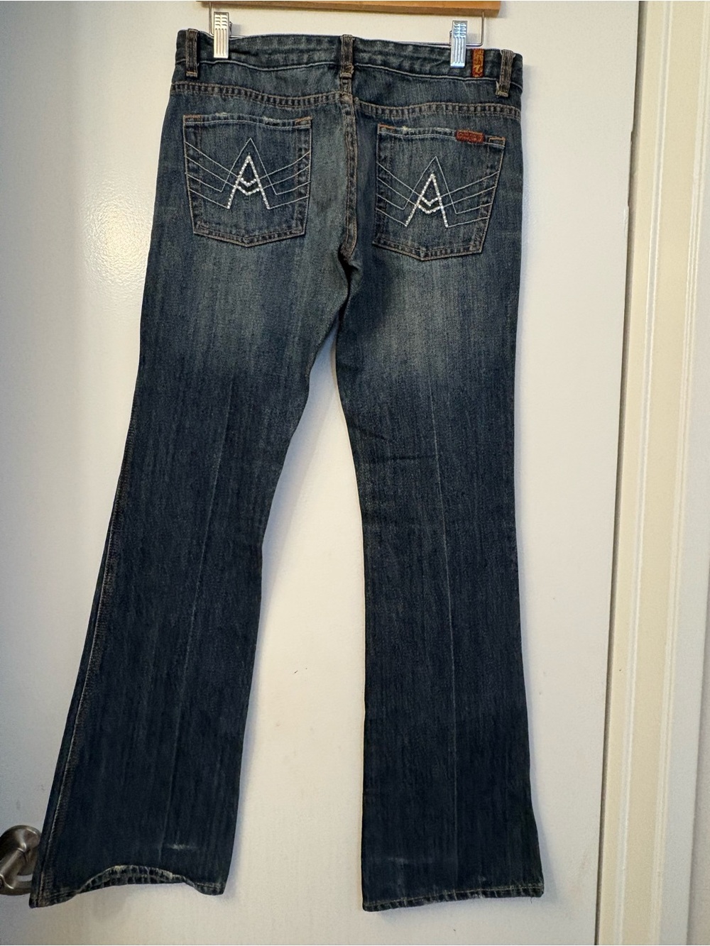 Vintage Y2K PockeWomen's Dark Wash Blue Jeans with Back Pocket Stitching